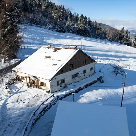 La Ferme Du Douanier & 5 Etoiles Alpstuga *